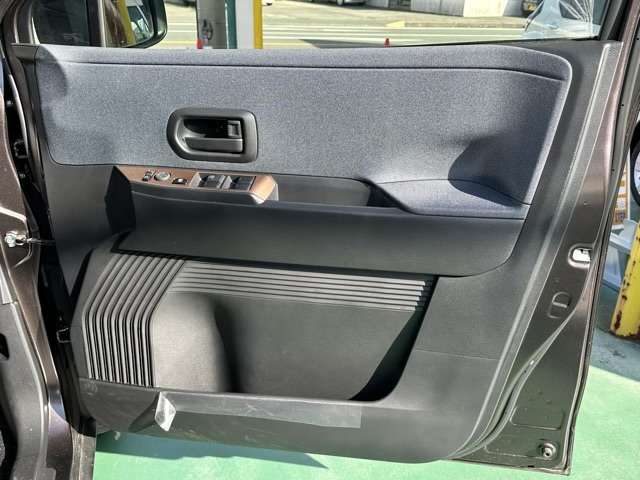 日産 サクラ Ｇ R4年 (東海) 99