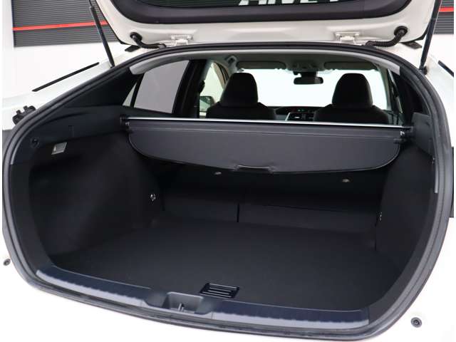 トヨタ プリウス １．８ Ｓ ツーリングセレクション H28年 (関東) 99