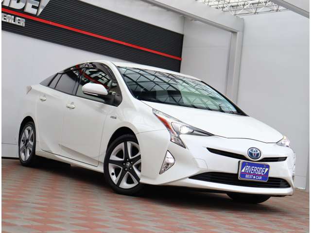 トヨタ プリウス １．８ Ｓ ツーリングセレクション H28年 (関東) 99