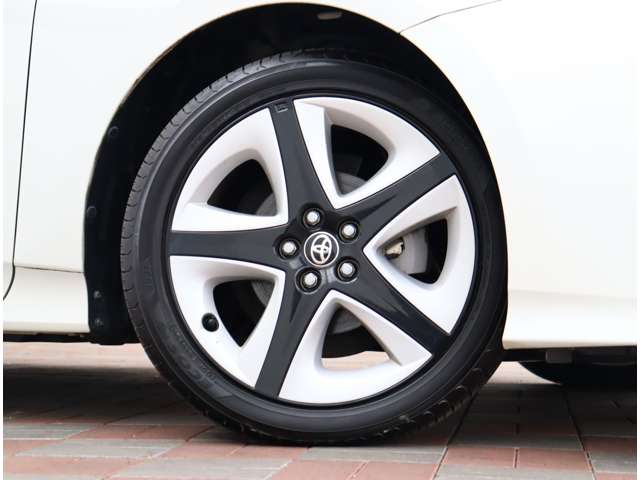 トヨタ プリウス １．８ Ｓ ツーリングセレクション H28年 (関東) 99