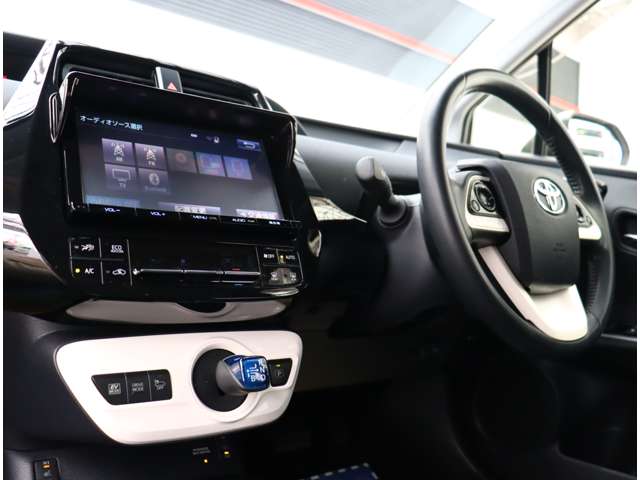 トヨタ プリウス １．８ Ｓ ツーリングセレクション H28年 (関東) 99