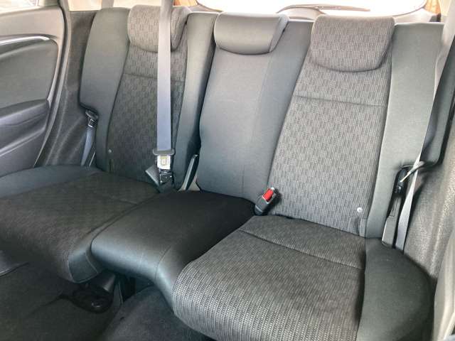 ホンダ フィット １．３ １３Ｇ Ｆパッケージ ４ＷＤ H25年 (東北) 99