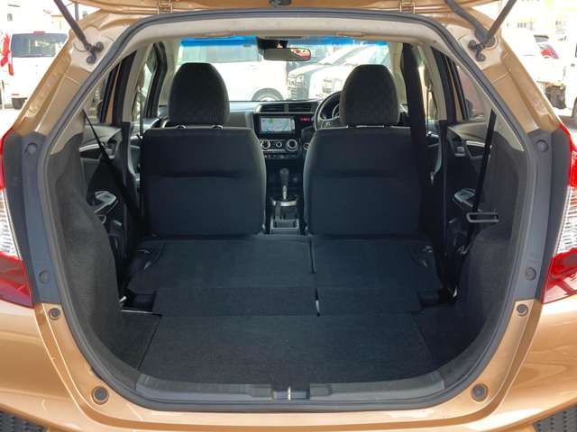 ホンダ フィット １．３ １３Ｇ Ｆパッケージ ４ＷＤ H25年 (東北) 99