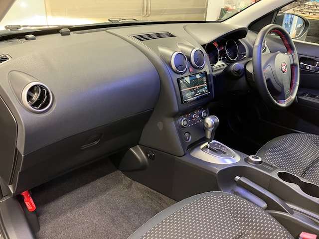 日産 デュアリス ２．０ ２０Ｇ ＦＯＵＲ ４ＷＤ H19年 (北海道) 99