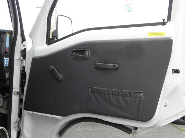 スバル サンバートラック ＴＣプロフェッショナル４ＷＤ H23年 () 99