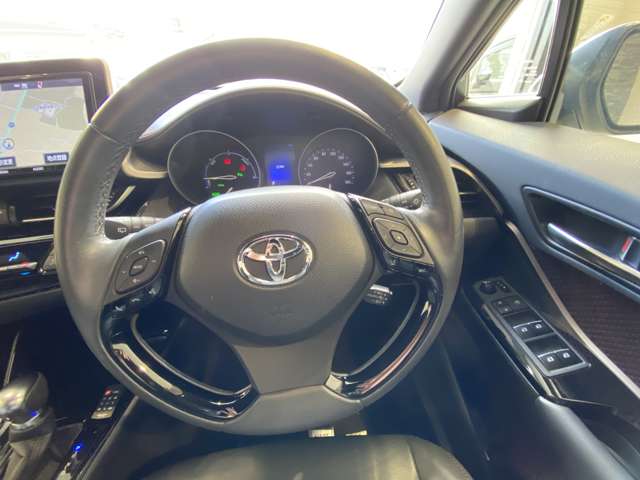 トヨタ Ｃ−ＨＲ ハイブリッド １．８ Ｇ H29年 (九州・沖縄) 99