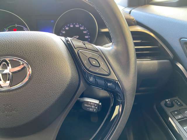 トヨタ Ｃ−ＨＲ ハイブリッド １．８ Ｇ H29年 (九州・沖縄) 99