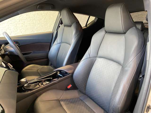 トヨタ Ｃ−ＨＲ ハイブリッド １．８ Ｇ H29年 (九州・沖縄) 99