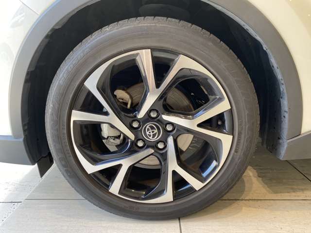 トヨタ Ｃ−ＨＲ ハイブリッド １．８ Ｇ H29年 (九州・沖縄) 99