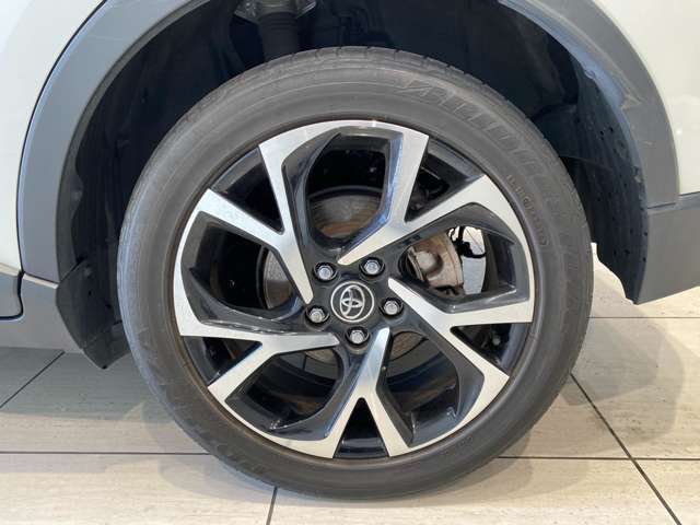 トヨタ Ｃ−ＨＲ ハイブリッド １．８ Ｇ H29年 (九州・沖縄) 99