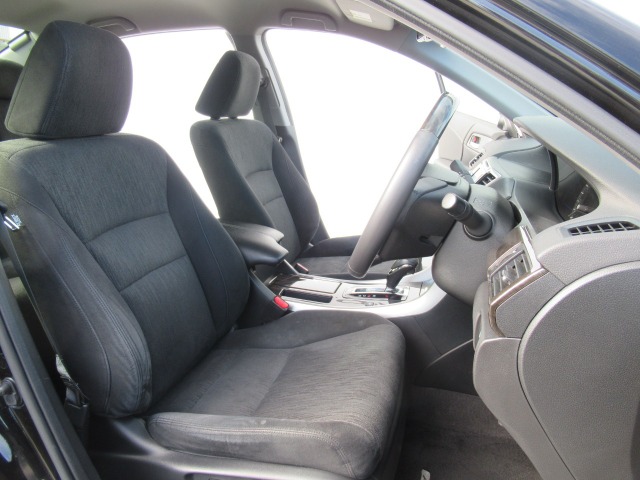 ホンダ アコード　ハイブリッド ２．０ ＥＸ H26年 (関東) 99