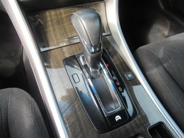 ホンダ アコード　ハイブリッド ２．０ ＥＸ H26年 (関東) 99