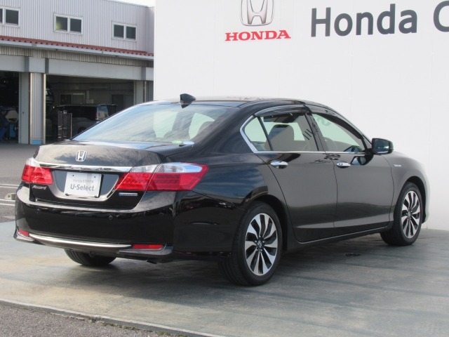 ホンダ アコード　ハイブリッド ２．０ ＥＸ H26年 (関東) 99