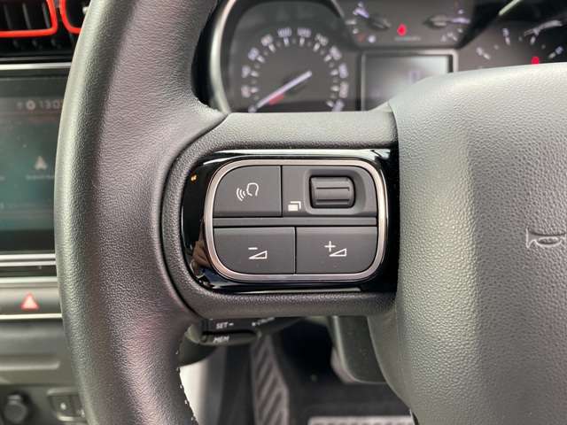 シトロエン Ｃ３　エアクロス　ＳＵＶ シャイン R2年 (東北) 99