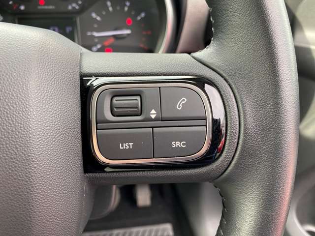 シトロエン Ｃ３　エアクロス　ＳＵＶ シャイン R2年 (東北) 99