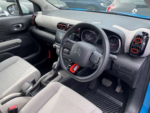 シトロエン Ｃ３　エアクロス　ＳＵＶ シャイン R2年 (東北) 99