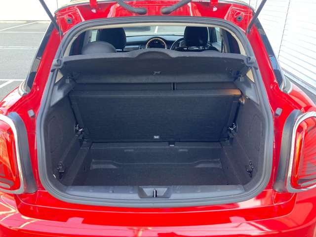 ミニ ミニ クーパーＳＤ ５ドア R1年 (近畿) 99