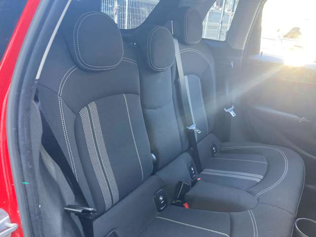 ミニ ミニ クーパーＳＤ ５ドア R1年 (近畿) 99