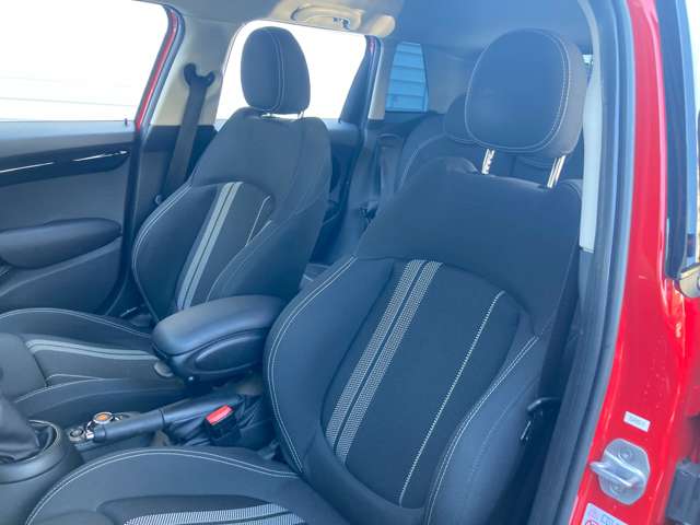 ミニ ミニ クーパーＳＤ ５ドア R1年 (近畿) 99