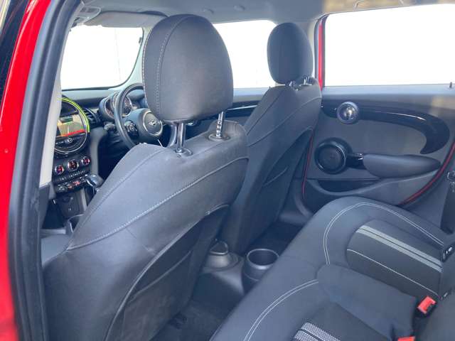 ミニ ミニ クーパーＳＤ ５ドア R1年 (近畿) 99