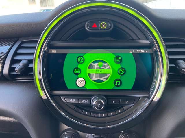 ミニ ミニ クーパーＳＤ ５ドア R1年 (近畿) 99