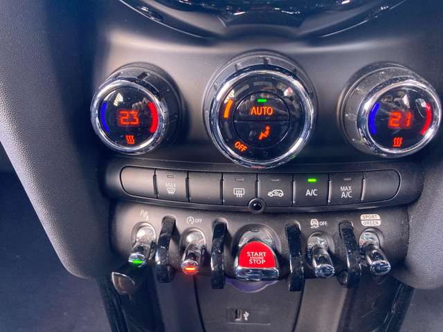 ミニ ミニ クーパーＳＤ ５ドア R1年 (近畿) 99