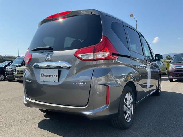 ホンダ フリード　ハイブリッド １．５ ハイブリッド Ｇ R4年 (近畿) 99