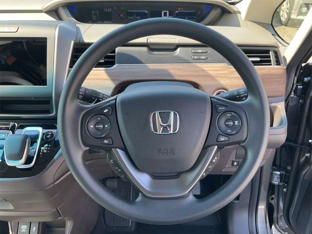 ホンダ フリード　ハイブリッド １．５ ハイブリッド Ｇ R4年 (近畿) 99