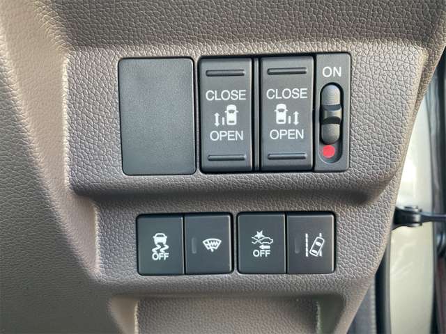 ホンダ フリード　ハイブリッド １．５ ハイブリッド Ｇ R4年 (近畿) 99