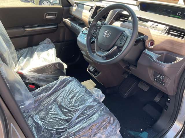 ホンダ フリード　ハイブリッド １．５ ハイブリッド Ｇ R4年 (近畿) 99