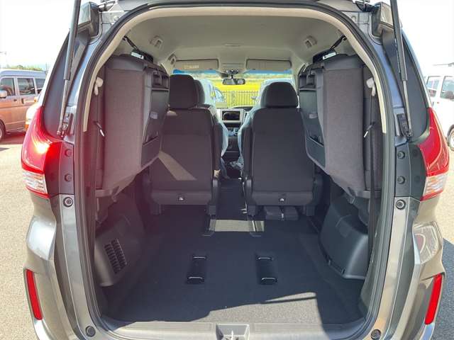 ホンダ フリード　ハイブリッド １．５ ハイブリッド Ｇ R4年 (近畿) 99