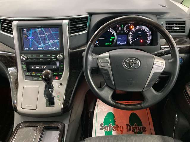 トヨタ ヴェルファイア　ハイブリッド ２．４ ＺＲ ４ＷＤ H24年 (北海道) 99