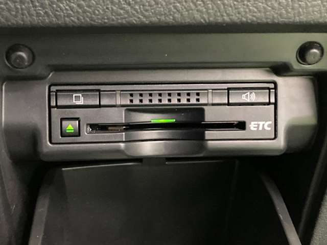 トヨタ ヴェルファイア　ハイブリッド ２．４ ＺＲ ４ＷＤ H24年 (北海道) 99