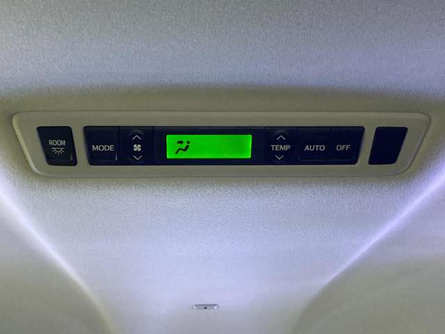 トヨタ ヴェルファイア　ハイブリッド ２．４ ＺＲ ４ＷＤ H24年 (北海道) 99