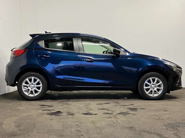 マツダ デミオ １．５ ＸＤ ツーリング Ｌパッケージ ディーゼルターボ ４ＷＤ H30年 (北海道) 99