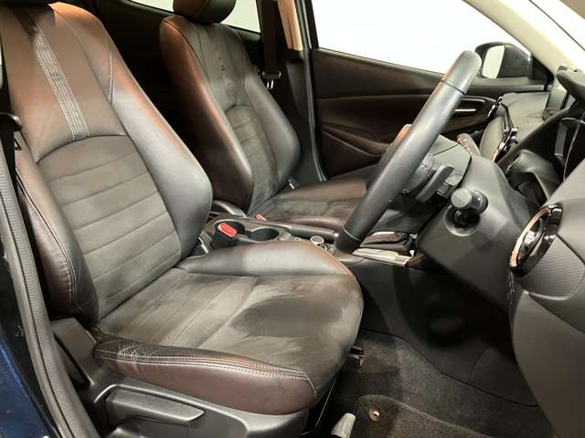 マツダ デミオ １．５ ＸＤ ツーリング Ｌパッケージ ディーゼルターボ ４ＷＤ H30年 (北海道) 99