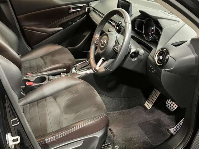 マツダ デミオ １．５ ＸＤ ツーリング Ｌパッケージ ディーゼルターボ ４ＷＤ H30年 (北海道) 99