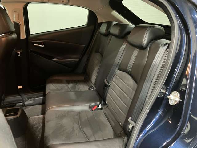 マツダ デミオ １．５ ＸＤ ツーリング Ｌパッケージ ディーゼルターボ ４ＷＤ H30年 (北海道) 99