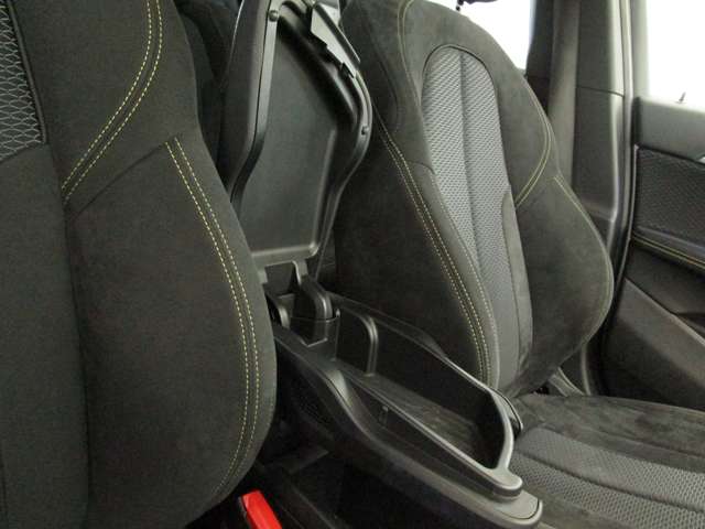 ＢＭＷ Ｘ２ Ｘドライブ１８Ｄ ＭスポーツＸ ディーゼルターボ ４ＷＤ R1年 (近畿) 99