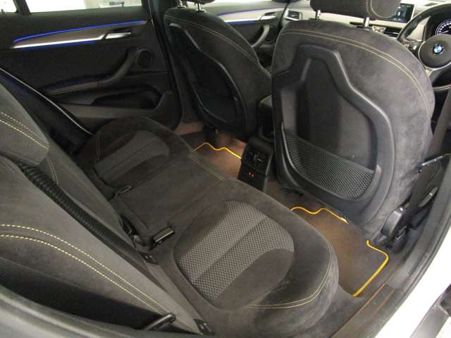 ＢＭＷ Ｘ２ Ｘドライブ１８Ｄ ＭスポーツＸ ディーゼルターボ ４ＷＤ R1年 (近畿) 99