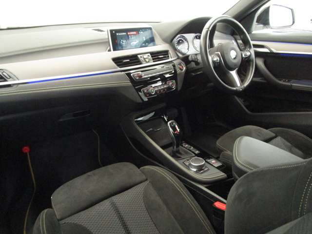 ＢＭＷ Ｘ２ Ｘドライブ１８Ｄ ＭスポーツＸ ディーゼルターボ ４ＷＤ R1年 (近畿) 99