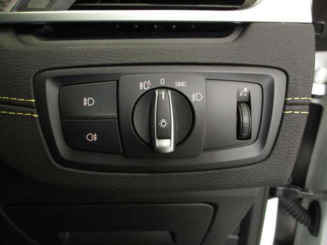 ＢＭＷ Ｘ２ Ｘドライブ１８Ｄ ＭスポーツＸ ディーゼルターボ ４ＷＤ R1年 (近畿) 99