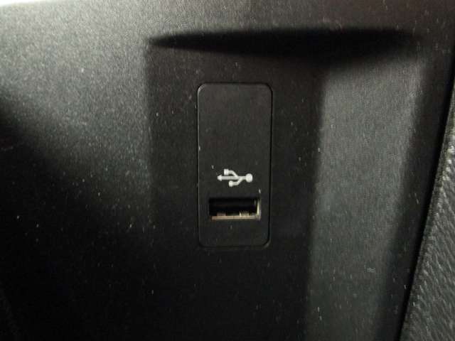 ＢＭＷ Ｘ２ Ｘドライブ１８Ｄ ＭスポーツＸ ディーゼルターボ ４ＷＤ R1年 (近畿) 99