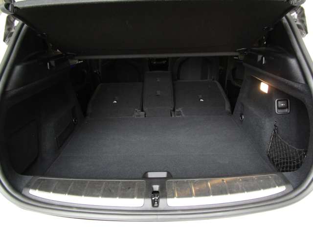 ＢＭＷ Ｘ２ Ｘドライブ１８Ｄ ＭスポーツＸ ディーゼルターボ ４ＷＤ R1年 (近畿) 99