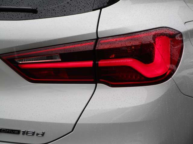 ＢＭＷ Ｘ２ Ｘドライブ１８Ｄ ＭスポーツＸ ディーゼルターボ ４ＷＤ R1年 (近畿) 99