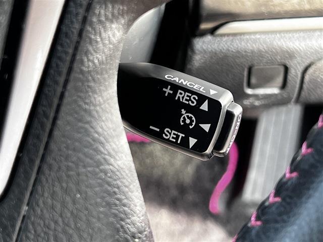 トヨタ クラウン　ハイブリッド ハイブリッド ２．５ Ｇ リボーン ピンク H26年 (関東) 99