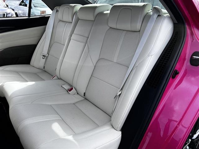 トヨタ クラウン　ハイブリッド ハイブリッド ２．５ Ｇ リボーン ピンク H26年 (関東) 99