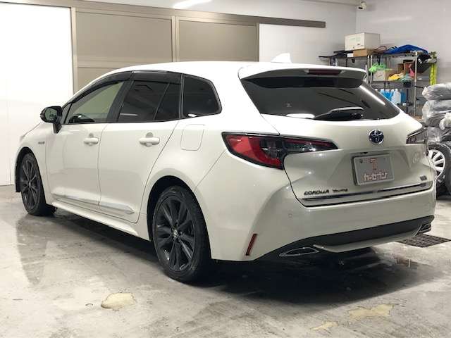 トヨタ カローラ　ツーリング　ハイブリッド １．８ ハイブリッド ＷＸＢ Ｅ－ＦＯＵＲ ４ＷＤ R2年 (北海道) 99