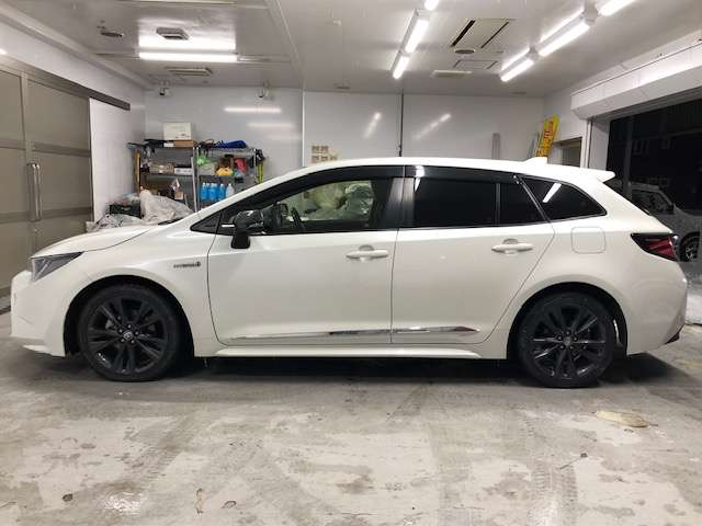 トヨタ カローラ　ツーリング　ハイブリッド １．８ ハイブリッド ＷＸＢ Ｅ－ＦＯＵＲ ４ＷＤ R2年 (北海道) 99