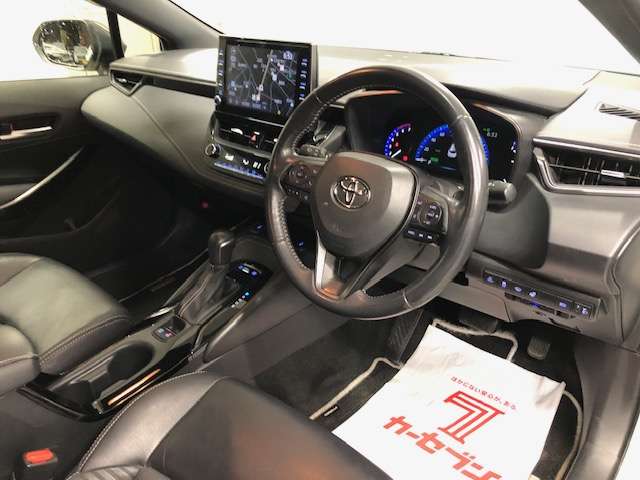 トヨタ カローラ　ツーリング　ハイブリッド １．８ ハイブリッド ＷＸＢ Ｅ－ＦＯＵＲ ４ＷＤ R2年 (北海道) 99